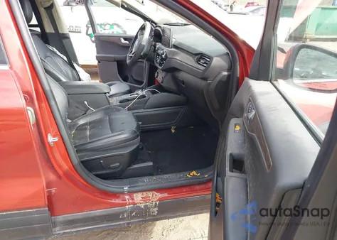 2020 Ford Escape Titanium from USA, damaged, VIN 1FMCU9J97LUB10880